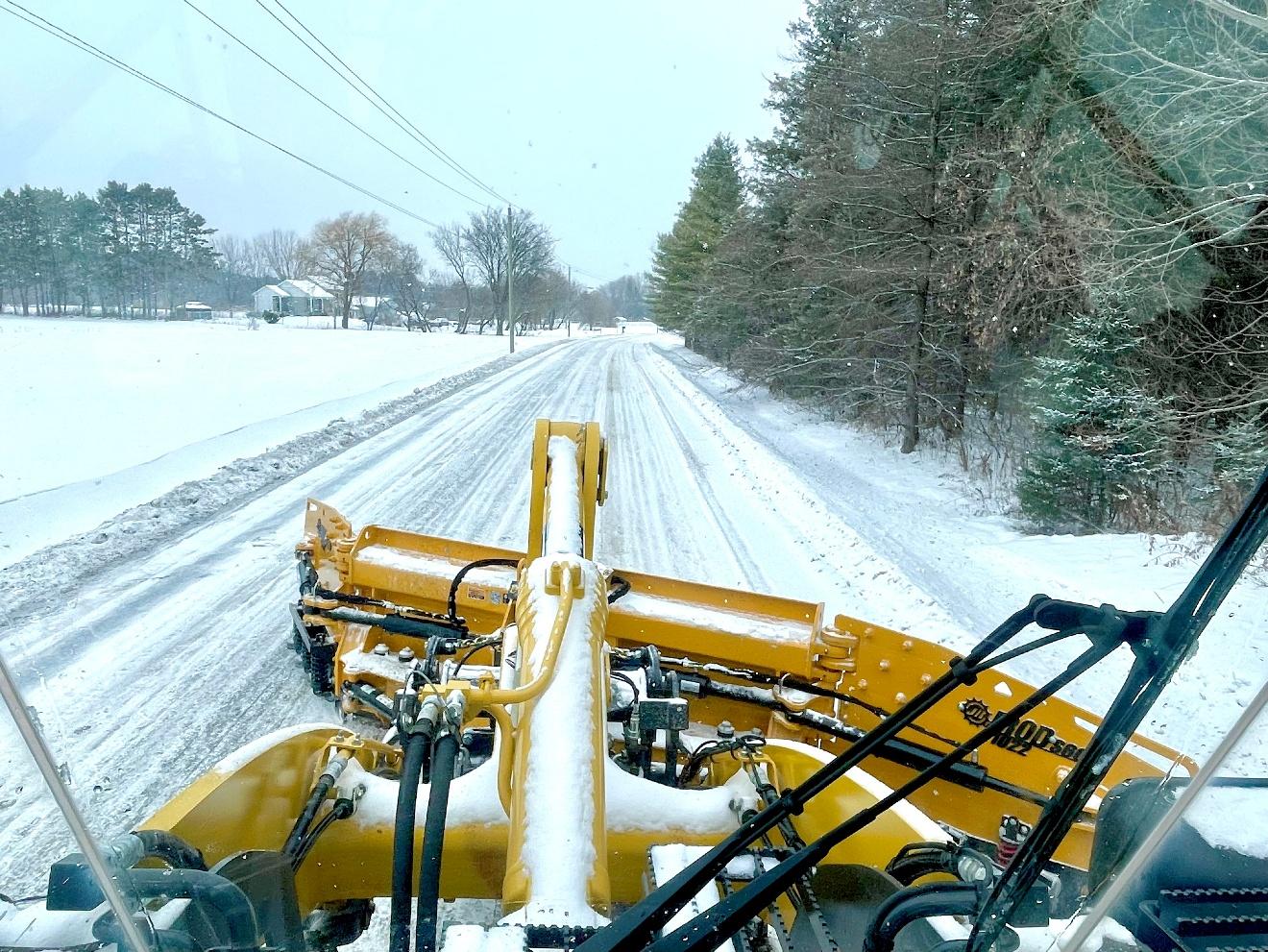Komatsu WA-320 déneigement de route